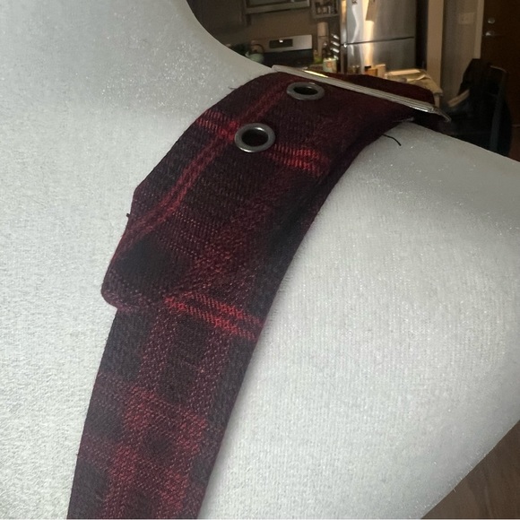 Red and black plaid heart front punk dress with buckle straps - Picture 8 of 12